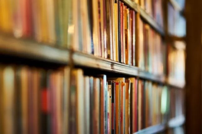 Jelaskan Secara Terperinci Apa Dimana Kapan Peristiwa itu Terjadi dan Siapa yang Terlibat, Tuliskan Sumbernya!