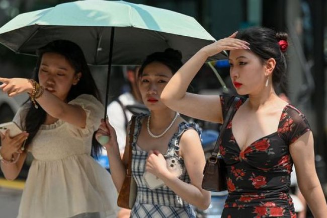 Xi Jinping Pening, Persediaan Tenaga Kerja China Segera Habis