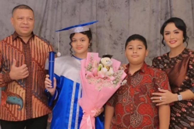 Belasan Tahun Menikah, Raul Lemos Beberkan Sifat Asli Krisdayanti