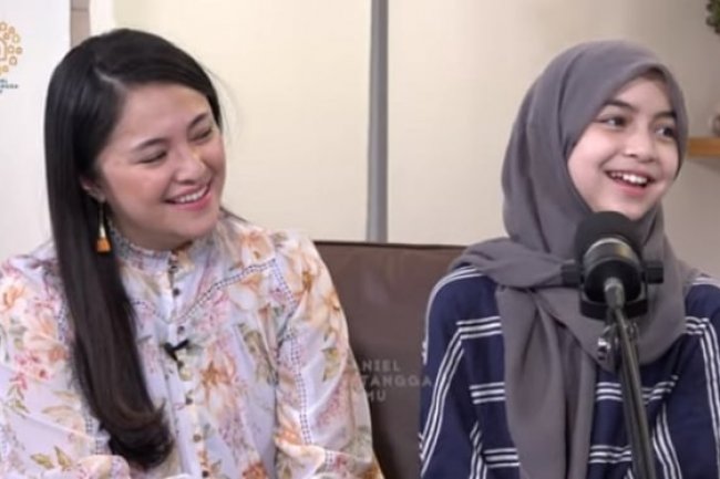 Pakai Hijab di Usia 10 Tahun, Sienna Ternyata Sudah Aktif Pengajian Sejak Kecil