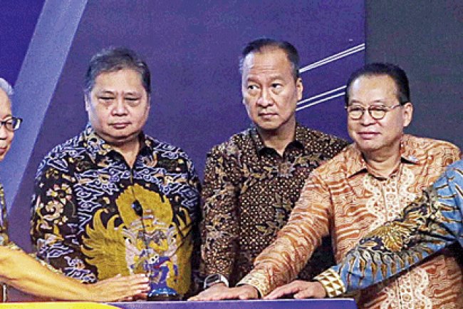 GIIAS 2023 Dibuka, Industri Otomotif Diajak Berakselerasi