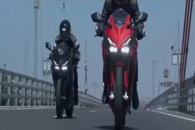 DUEL Sengit Yamaha Kreatif VS Honda Inovatif di Pasar Otomotif Indonesia, Siapa Nih yang Paling Unggul?