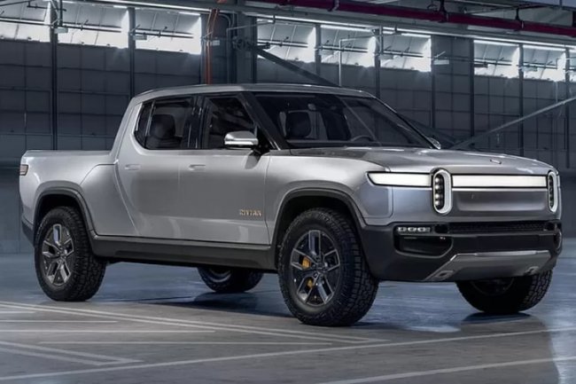 Mobil Listrik Rivian R1T Telah Menarik Banyak Perhatian di Industri Otomotif Karena Kombinasi Uniknya