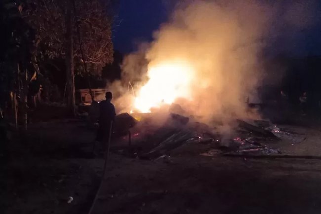 Rumah Warga Maro Sebo Muarojambi Ludes Terbakar, Kerugian Ditaksir Hampir Setengah Miliar