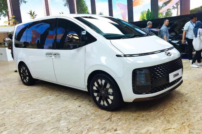 Hyundai Pamer Modifikasi Mewah Staria Business di GIIAS 2023, Segini Harganya