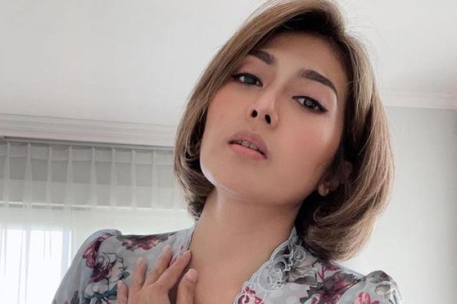 Kabar Terbaru Yenny AFI, Dahulu Penyanyi Kini Jadi Tukang Rujak di Bali