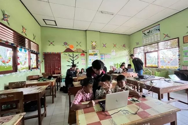 Program Pelatihan Pengenalan Teknologi Informasi dan Komputer