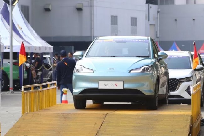 Ingin Merasakan Sensasi Berkendara bersama Produk Otomotif Terbaru di GIIAS 2023? Ini Persyaratannya...