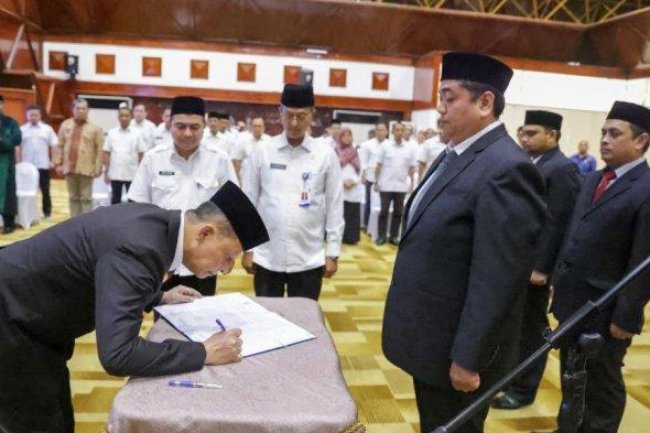 Amanah di Antara Damai dan Merdeka