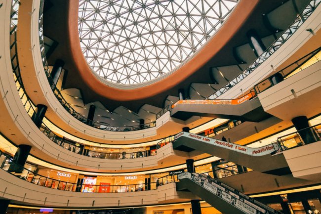 Cuma 14,1 Km dari Bandara Internasional Sultan Mahmud Badaruddin II, Pusat Perbelanjaan di Palembang Ini Miliki Konsep yang Tak Biasa: Punya Hotel?