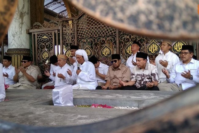 Top 3 Islami: Peristiwa Menakjubkan Usai Syaikhona Kholil Bangkalan Dikritik Orang Arab