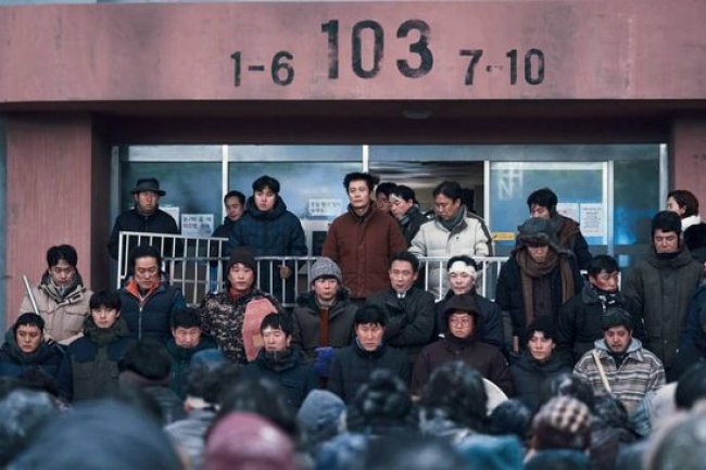 Sinopsis Concrete Utopia, Kala Kemanusiaan Diuji Usai Bencana