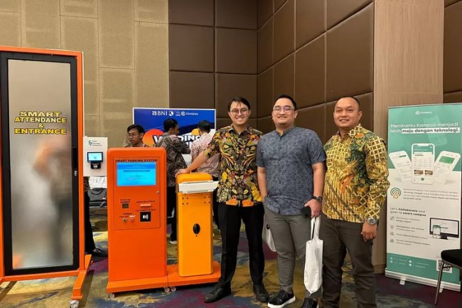Aplikasi Closepay dan Smart Classroomsmart Jadi Suguhkan Teknologi Informasi untuk Dunia Pendidikan