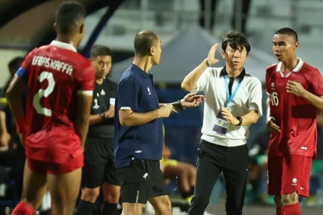 Shin Tae-yong Ungkap 6 Kali Indonesia Dicurangi di Piala AFF U-23: Penalti Lawan Malaysia, 5 Kali Lawan Vietnam!
