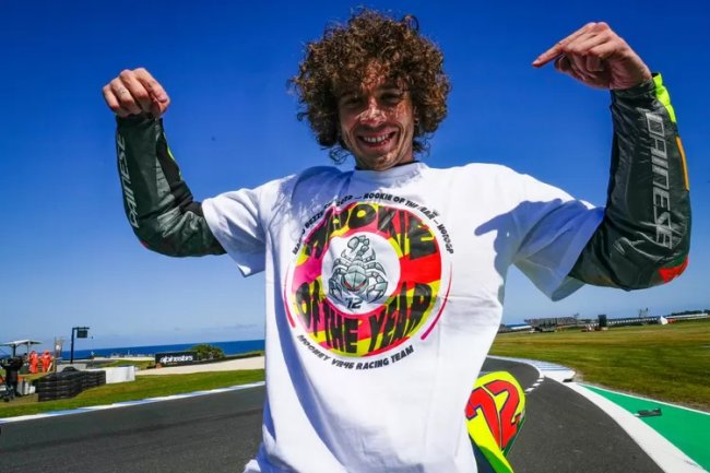 Mengapa Marco Bezzecchi Memilih Bertahan di VR46 dan Melewatkan Peluang Menunggangi Ducati Terbaru?