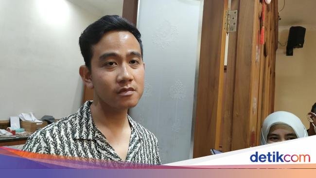 Komentar Senada Jokowi dan Gibran Usai Rocky Gerung Bilang 'Bajingan'