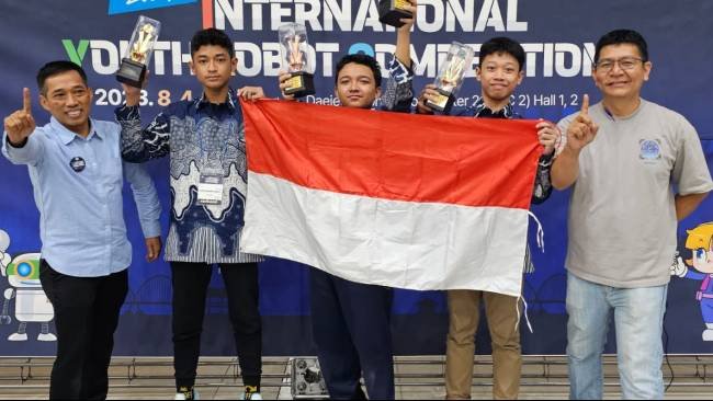 Prestasi Pelajar Indonesia di Pentas Internasional, Tim MTSN 1 Tangsel Juara Lomba Robotik di Korsel