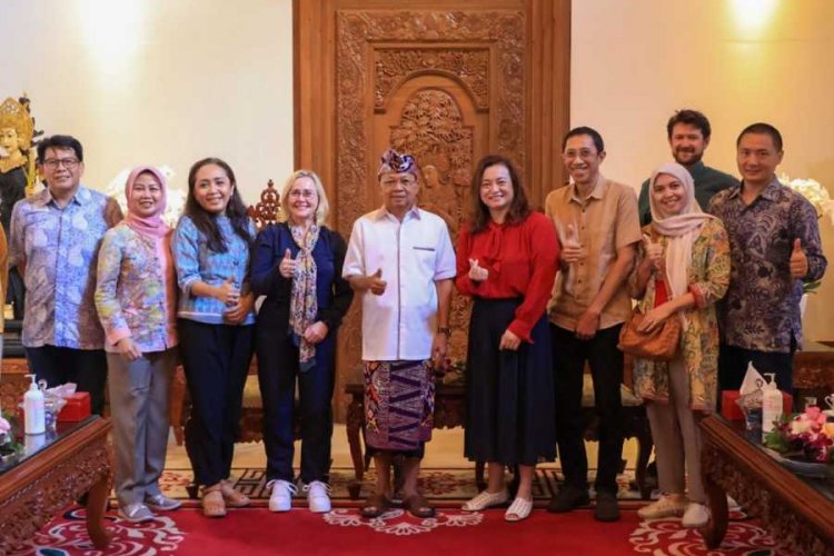 Kebijakan Ramah Lingkungan Gubernur Koster Mengesankan Lembaga Internasional