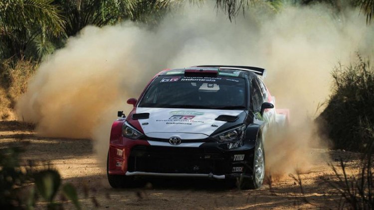 Dikepung Mobil Rally WRC2, Toyota GR Yaris AP4 TGRI Sukses Cetak Fastest