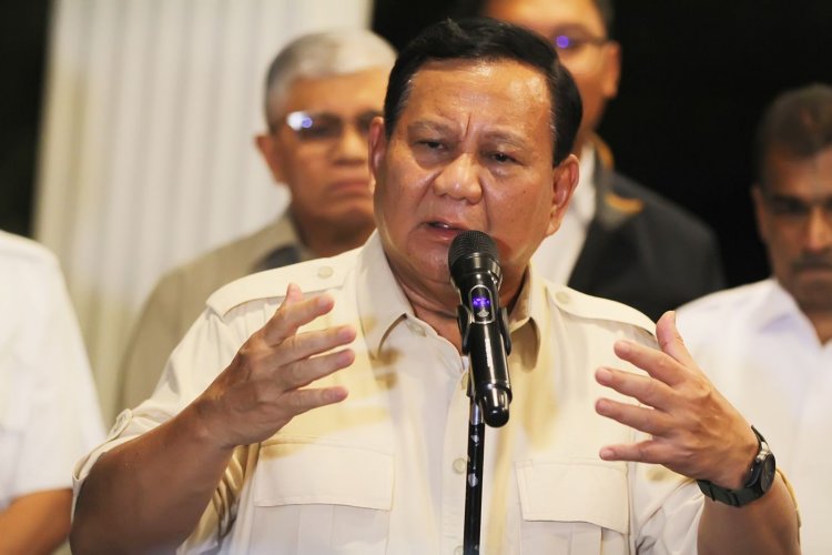 Akhirnya Buka Suara Soal Kata ‘Bajingan Tolol’ Rocky Gerung, Prabowo: Saya Menterinya Pak Jokowi