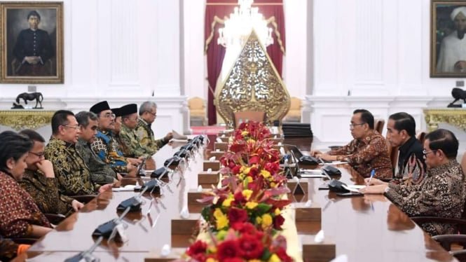 Pimpinan MPR Sebut Jokowi Sedang Pertimbangkan Hapus Sistem Zonasi PPDB Tahun Depan