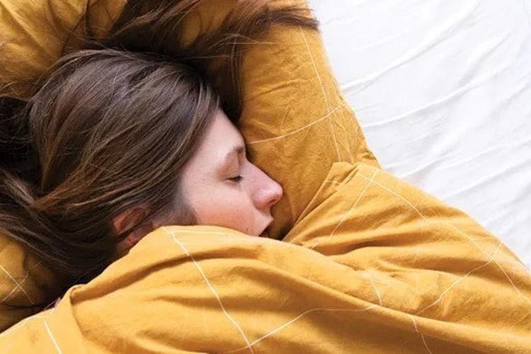 7 Hal yang Bakal Kita Rasakan Kalau Terlalu Banyak Tidur, Berbahaya!