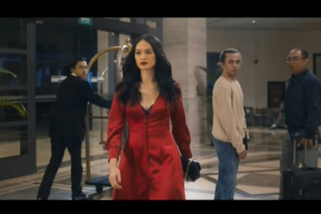 Sinopsis Film Susuk Kutukan Kecantikan: Azab Wanita Open BO