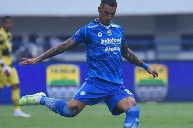 Ngebet Lawan Persija Jakarta, Alberto Rodriguez Kecewa Tak Dibawa Persib Bandung