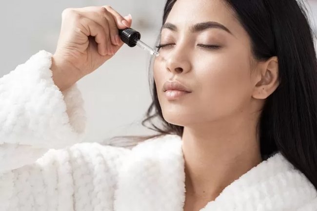 Serum: Bagian Terpenting Skincare Routin Dengan Banyak Fungsi dan Manfaat Yang Tak Boleh Diskip