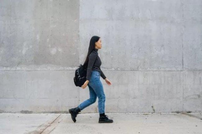 Manfaat Jalan Kaki: Turunkan Berat Badan hingga Darah Tinggi, Lakukan 20 Menit Setiap Hari