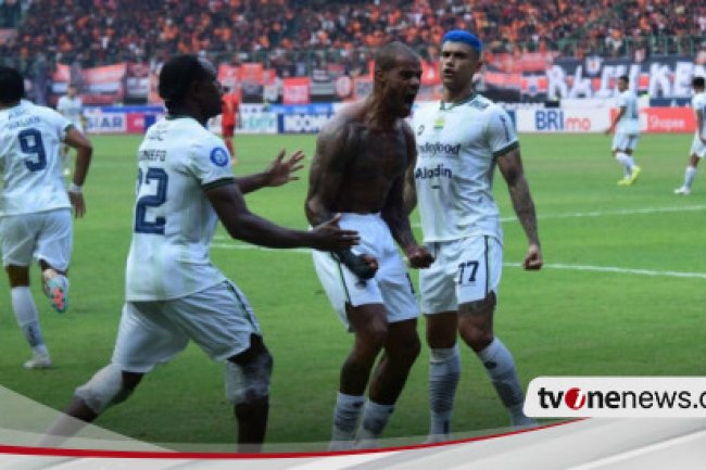 Saat Pelatih Persib 'Hukum' David Da Silva Karena Selebrasi Gol, Suruh Bayar Denda Sendiri