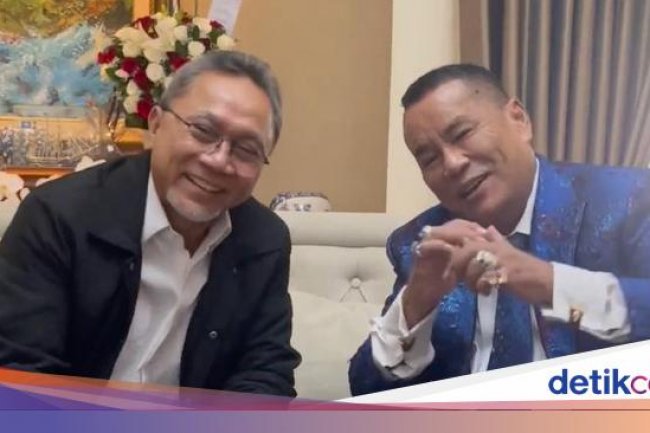 Momen Hotman Paris 'Dinasihati' Zulkifli Hasan untuk Tak Masuk Politik