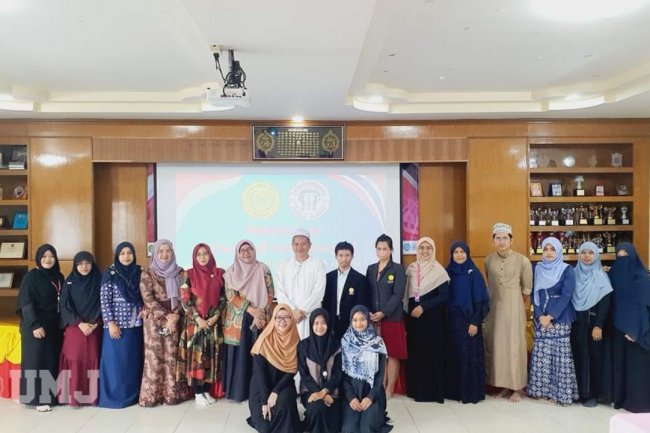 KKN Internasional UMJ Ditutup dengan Haru