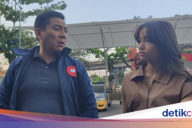 Nama Baik Fuji Dirusak Eks Manajer, Capek Kerja-Brand Cabut