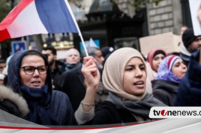 Abaya Resmi Dilarang, Prancis Tolak Puluhan Anak Perempuan Berbusana Muslim