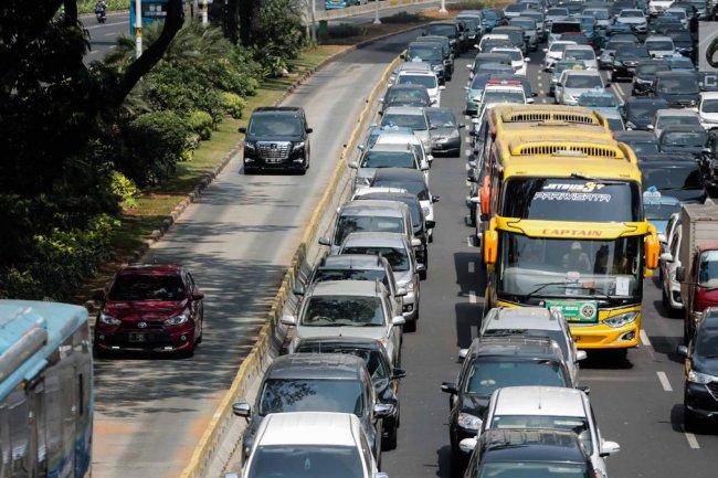 Kendaraan Listrik Jadi Strategi Pemerintah Kurangi Polusi Udara