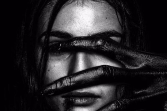 Ini Dia Sinopsis Film Veronica yang Diklaim Menjadi Horor Paling Menyeramkan Sepanjang Masa yang Hadir di Netflix yang Disutradarai oleh Paco Plaza