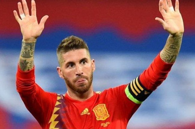 BURSA TRANSFER - Inilah Alasan Sergio Ramos Menolak Gabung Manchester United dan Pilih ke Sevilla
