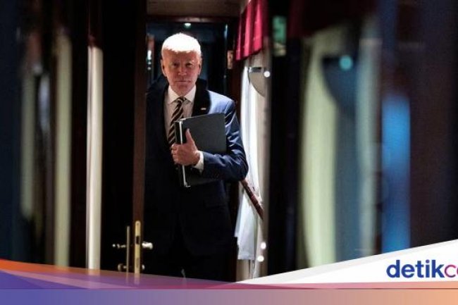 Biden Ketemu PM Li di KTT G20: Saya Tak Ingin Mengekang China!