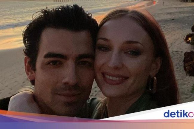 Joe Jonas Bicara soal Perceraiannya: Ini Pekan yang Gila