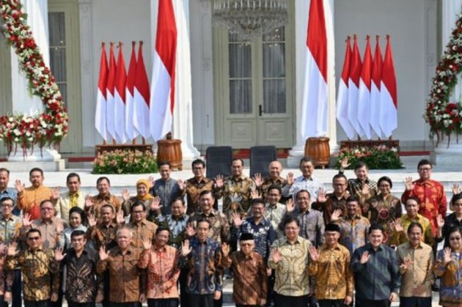 Heboh Cerita Bacapres Tampar dan Cekik Wamen di Ruang Rapat Kabinet, Warganet: Pak Prabowo?