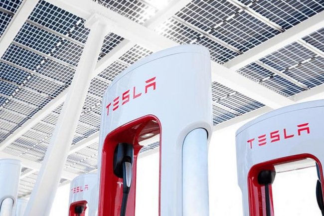 Tesla Dikabarkan Bakal Bangun Pabrik Mobil Listrik di Arab Saudi