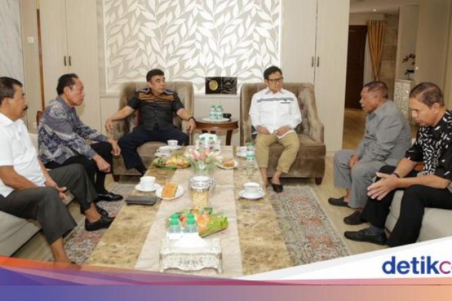 5 Jenderal Pensiunan TNI Datangi Cak Imin, Ada Sutiyoso-Fachrul Razi