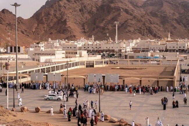 Dari Peristiwa Uhud