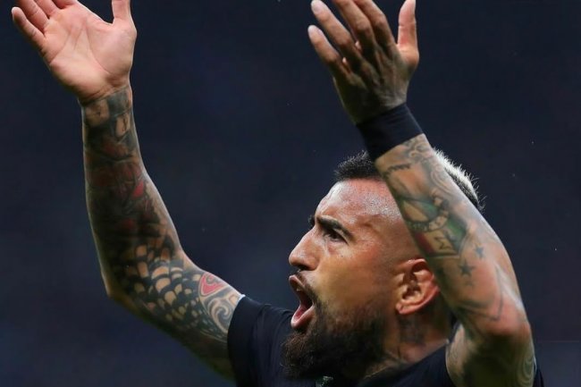 Mantan Pemain Inter Sebut pemain AC Milan dan Newcastle Idiot: Mereka Hanya Tahu Cara Berlari