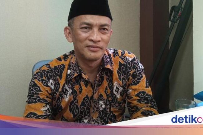 Sibuknya Penghulu di Cirebon Pontang-panting Nikahkan Pengantin