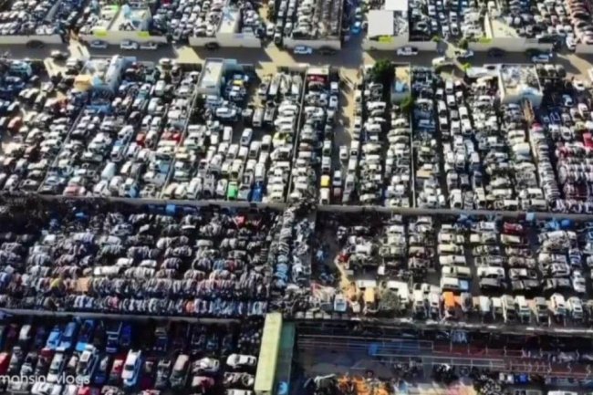 Kota Dubai Punya Masalah dengan Sampah Mobil Mewah, Kok Bisa?