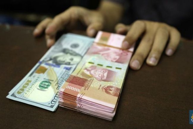 Bayang-bayang the Fed Masih Kerasa, Kuatkah Rupiah Hari Ini?