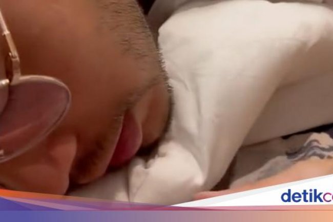 Momen Gemas Yakup Hasibuan Nyanyiin Bayi di Perut Jessica Mila, Bikin Baper
