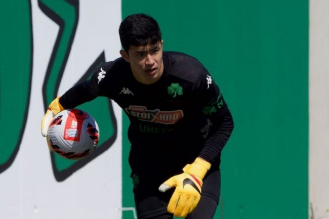 Ernando Ari vs Cyrus Margono, Begini Perbandingan Mencolok Market Value 2 Kiper Timnas Indonesia